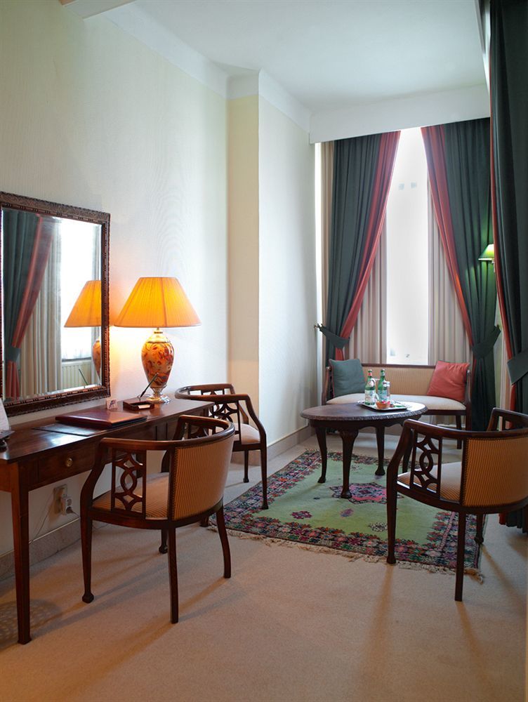 Hotel Firean Antwerp Exterior photo